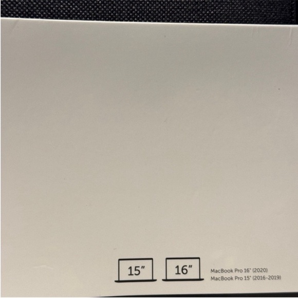 Native Union stow slim for MacBook Air 15” and MacBook Pro 16” NWOT - Picture 2 of 3